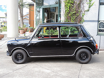 ROVER MINI “John Lennon mini Recreation”