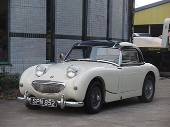 1960 AUSTIN HEALEY SPRITE MK-1　ハードトップ付き