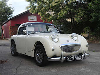 1960 AUSTIN HEALEY SPRITE MK-1　ハードトップ付き