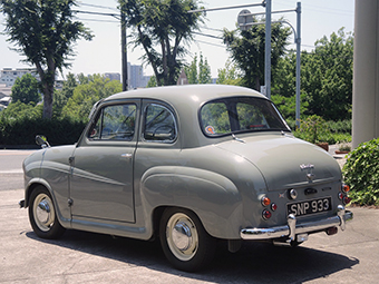 1957 AUSTIN A35