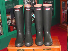 HUNTER BOOTS